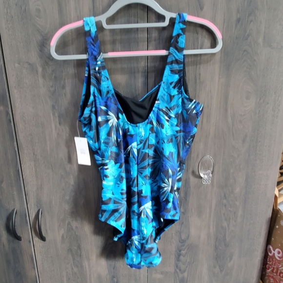 "My Swim Body" Swimsuit 🩱 🌞 Slimming Design L👀K NWT Bathing Suit - Picture 3 of 12